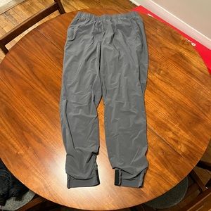 Eddie Bauer - Men’s fleece lined jogger